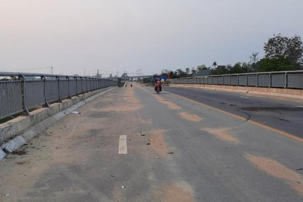 Ôtô gây tai nạn liên hoàn ở Quảng Trị: Thêm một học sinh t‌ử von‌g