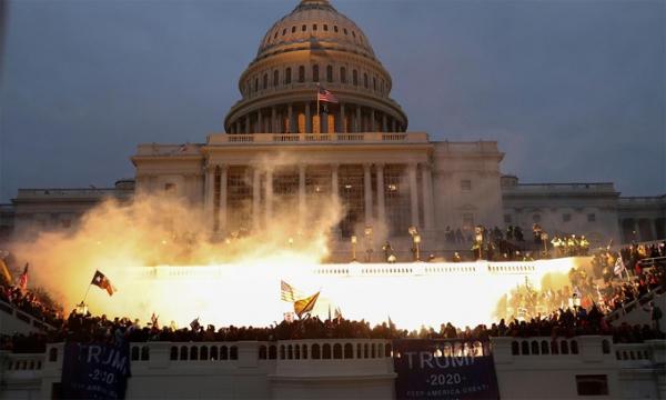Mỹ bắt gần 300 người tham gia bạo động Đồi Capitol