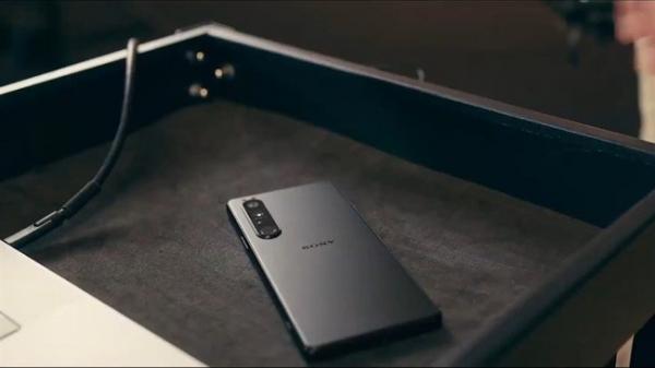 Điện thoại Sony Xperia 1 Mark III ra mắt, màn hình đỉnh thế giới, giá bất ngờ