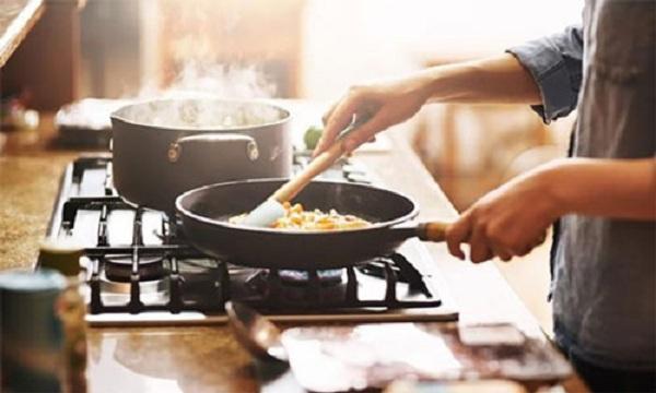 Thói quen nấu nướng gây hại sức khỏe nhiều bà nội trợ mắc phải