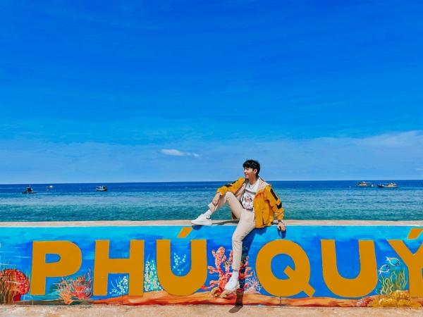 Explore Phu Quy island on holidays