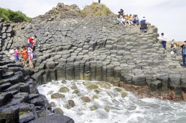 Rock Disc rapids - a primitive and dangerous beauty