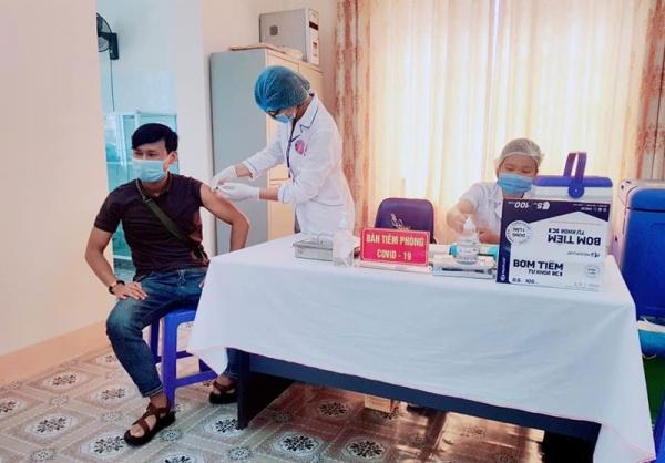 Lai Châu: Hơn 3.700 người được tiêm vaccine phòng Covid-19