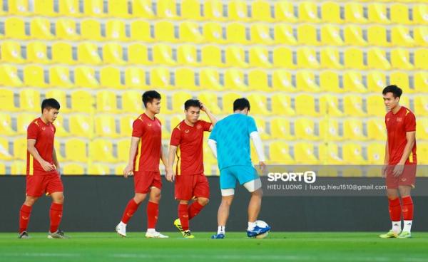 Tiết lộ danh sách 23 cầu thủ đội tuyển Việt Nam đấu UAE ngày 15/6: 3 cầu thủ quê Thái Bình góp mặt