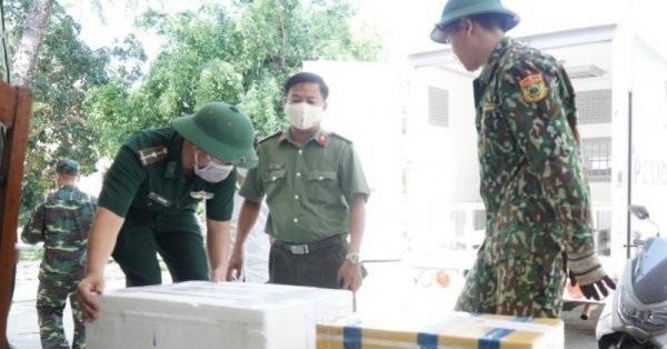 Bàn giao vụ án mua bán, vận chuyển, tàng trữ trên 6.000 kíp nổ cho Công an tỉnh Quảng Ngãi