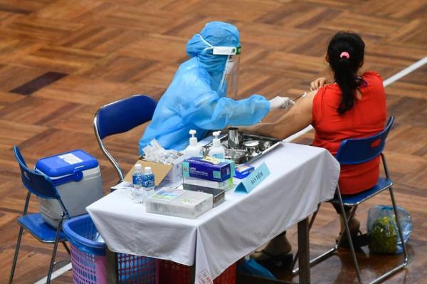6 loại vaccine Covid-19 đã được cấp phép tại Việt Nam