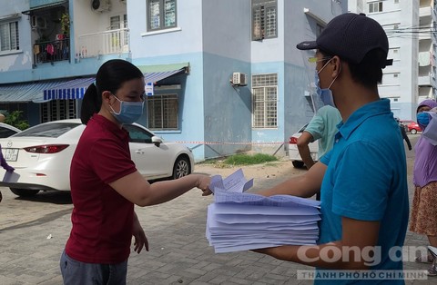 Đà Nẵng: Người trong diện cách ly ở quận Sơn Trà được hỗ trợ tiền