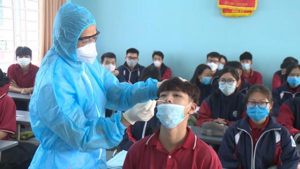 Quảng Ninh triển khai tiêm mũi 2 vắc xin phòng Covid-19 cho trẻ em 12-17 tuổi