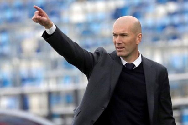 Zinedine Zidane sẽ là lựa chọn phù hợp của Paris Saint-Germain
