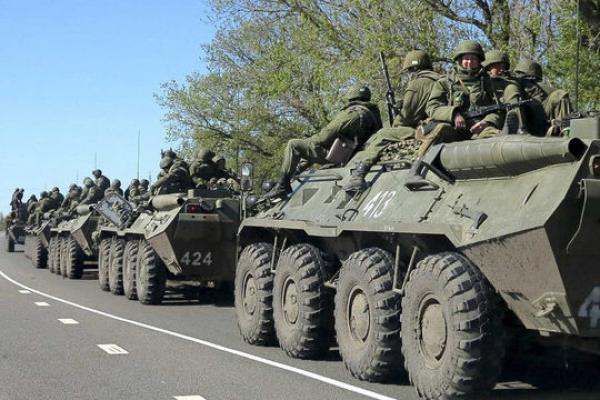 Mỹ cung cấp khí tài cho Kiev, tố Nga định lật đổ chính phủ Ukraine