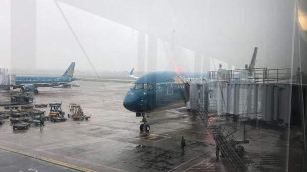 Nhiều chuyến bay đến Vinh, Thanh Hóa phải hạ cánh tại Nội Bài vì thời tiết xấu