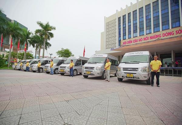 Vận hành tuyến xe buýt đưa khách từ sân bay Phú Bài về các điểm du lịch Huế