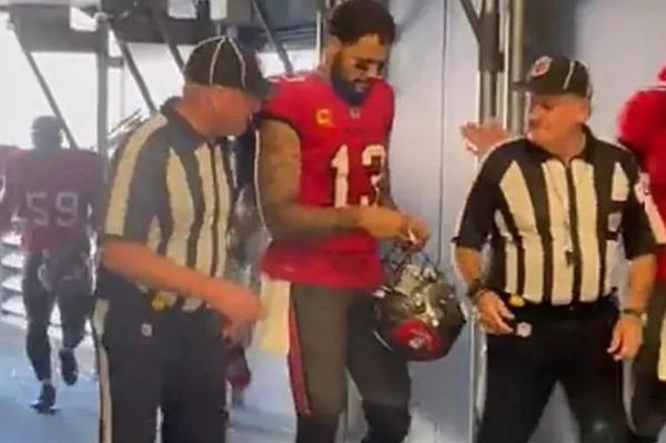 Buccaneers scandal not involving Tom Brady: Referees who allegedly asked Mike Evans for autograph under NFL investigation