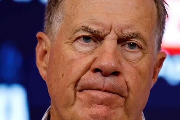Bill Belichick’s decision that may be his beginning of the end: Is he losing the Patriots locker room?