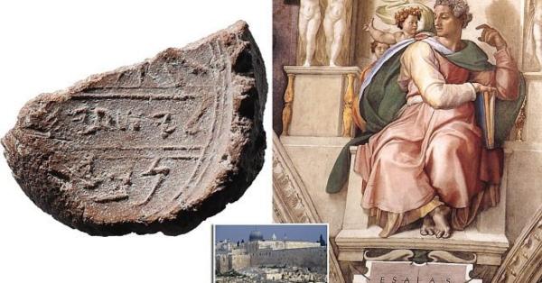 Found 2,700-year-old seal of the prophet Isaiah in the Bible