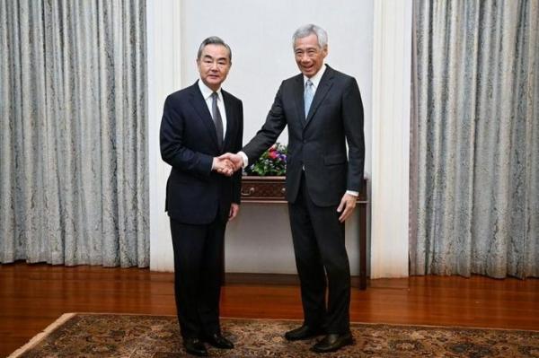 Gặp ông Lý Hiển Long tại Singapore, ông Vương Nghị nói Mỹ là “nguồn bất ổn lớn nhất”