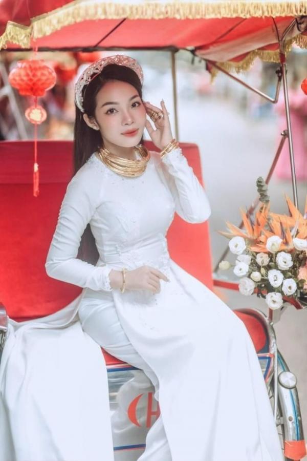 Cô dâu Bắc Giang làm đám hỏi 1.6 tỷ lên tiếng khi bị trách “sao cưới không mời?”