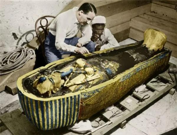 Bí ẩn những xác ướp dị nhất thế giới: Từ lời nguyền xác ướp Pharaoh đến xác ướp “du hành thời gian” có 1-0-2