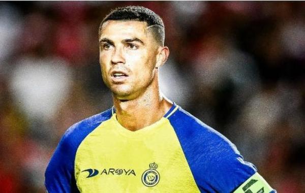 C.Ronaldo nhận tin “sét đánh” từ Tây Ban Nha