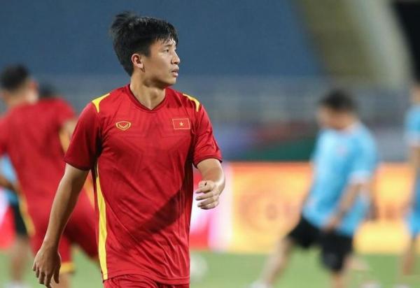 Hậu vệ Bùi Tiến Dũng chia tay đội tuyển Việt Nam vì lý do sức khỏe