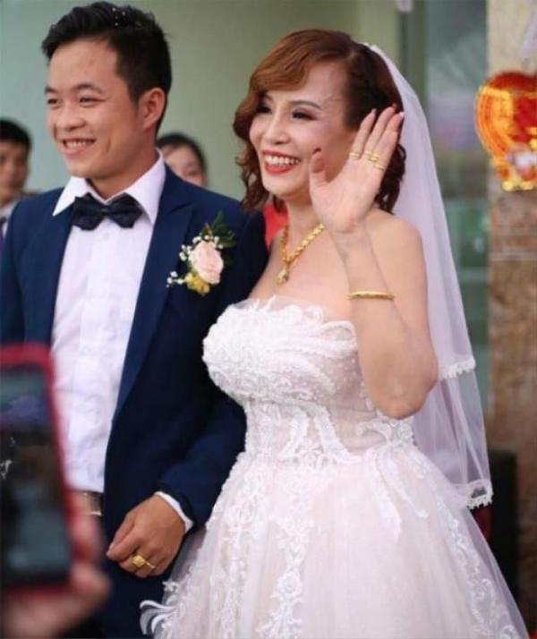 6 năm hôn nhân với chồng trẻ, cô dâu Thu Sao lập di chúc và tìm vợ mới cho chồng