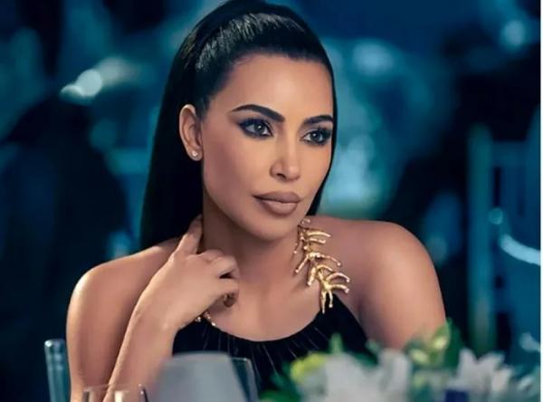 Ngôi sao truyền hình thực tế Kim Kardashian vào vai chính phim kinh dị