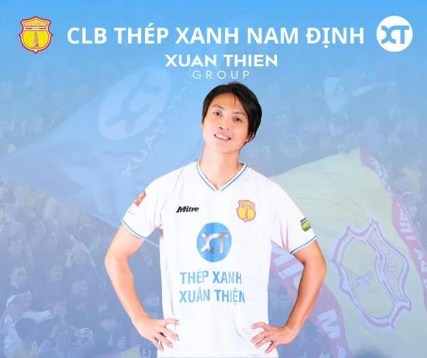 Tuấn Anh ra mắt CLB Nam Định, ký hợp đồng tới hết mùa giải 2023/24