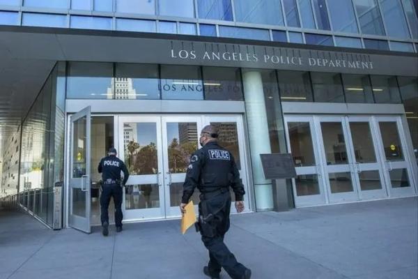 Mỹ: Bí ẩn bủa vây vụ đánh cắp tiền mặt lớn nhất lịch sử Los Angeles