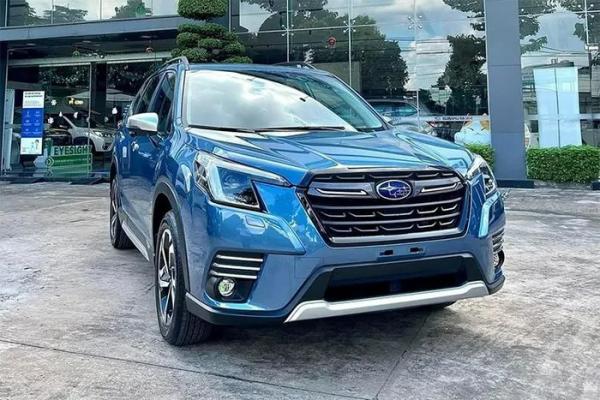 Subaru Forester tại Việt Nam bất ngờ giảm cao nhất 250 triệu đồng