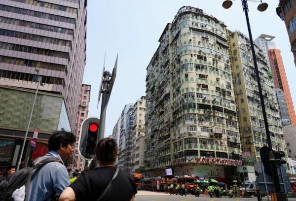 Cháy lớn tại tòa nhà cao tầng ở Hong Kong, ít nhất 5 người t‌ử von‌g