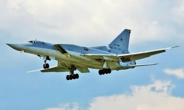 Ukraine tuyên bố bắn hạ máy bay ném bom của Nga