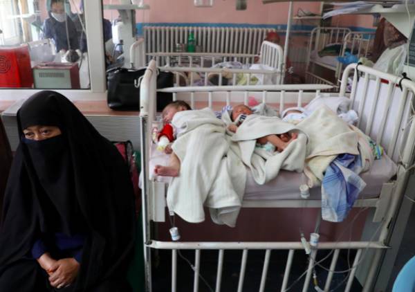 Afghanistan rúng động vì vụ thảm sát bà bầu và trẻ sơ sinh