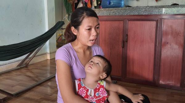 Quảng Bình: Cám cảnh người phụ nữ có chồng bị tai nạn, con gái bị bệnh tim bẩm sinh