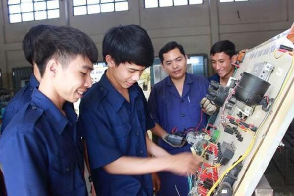 Trường đại học Trà Vinh đạt giải 3 vòng bảng cuộc thi Hult Prize