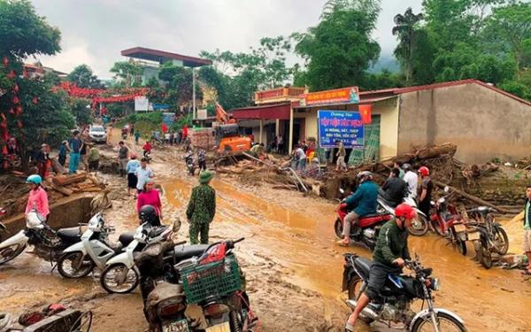 Thủ tướng Chính phủ gửi lời chia buồn đến thân nhân 3 người chết do mưa lũ tại Lào Cai
