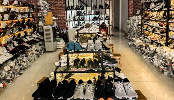 “Bật mí” shop giày sneaker replica 1 1 uy tín nhất Việt  Nam