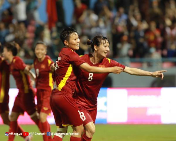 HLV Đội tuyển nữ Việt Nam nói điều bất ngờ sau chiến thắng trước Philippines