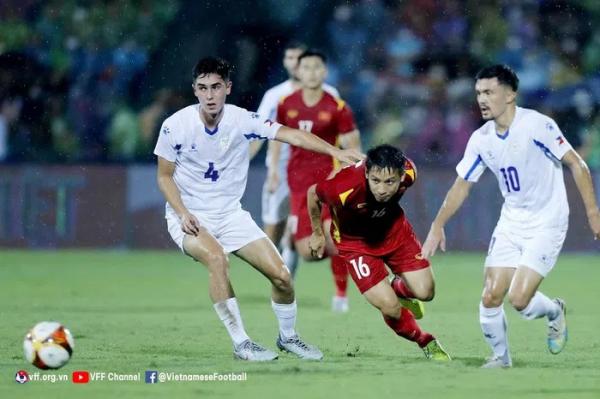 HLV Thái Lan chỉ ra ’cầu thủ tuyệt vời nhất’ của U23 Việt Nam