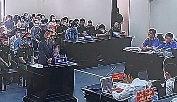 Không đình chỉ lưu hành thuốc giả, cựu Thứ trưởng Trương Quốc Cường khai gì trước tòa?