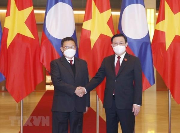 Việt Nam dành ưu tiên cao nhất cho quan hệ hữu nghị vĩ đại, đoàn kết đặc biệt Việt- Lào