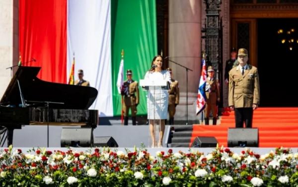 Tổng thống mới Hungary lên án cuộc tấn công của Nga, ủng hộ việc Ukraine gia nhập EU