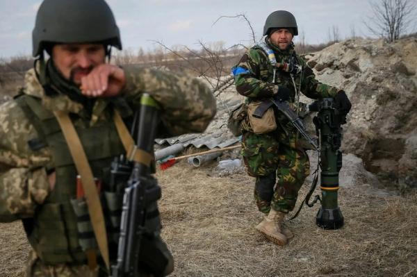 Ukraine phản công gần thị trấn quan trọng Nga đang chiếm giữ