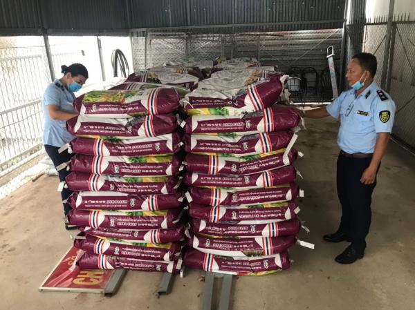 Tây Ninh: Kinh doanh thức ăn chăn nuôi và thuốc thú y kém chất lượng, bị xử phạt liên tiếp
