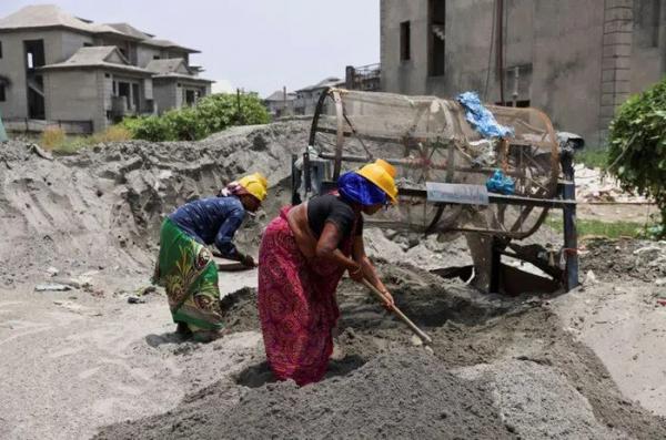 Nắng nóng kéo dài tại Ấn Độ, người lao động nghèo đối mặt thêm nhiều khó khăn