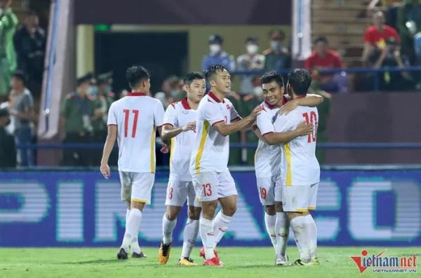 U23 Việt Nam: Thầy Park hãy vui khi bị U23 Thái Lan, Malaysia xem nhẹ