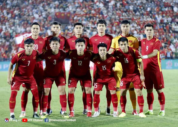 Lộ diện 11 cầu thủ ông Park xếp đá chính với Malaysia?