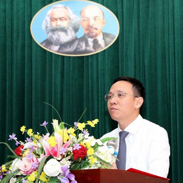11 học sinh ưu tú của THPT Chuyên Trần Phú được kết nạp Đảng