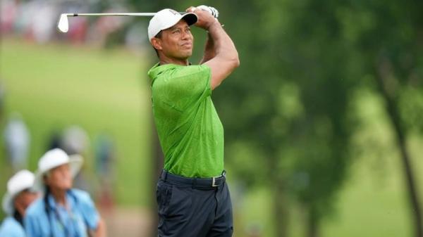 Tiger Woods suýt bị cắt loạt tại PGA Championship 2022