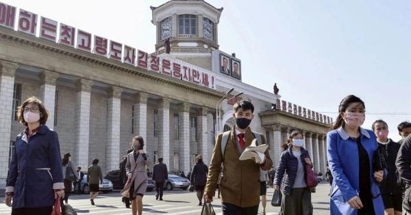 Số “ca sốt” ở Triều Tiên lần đầu trong 10 ngày tăng dưới mức 200.000