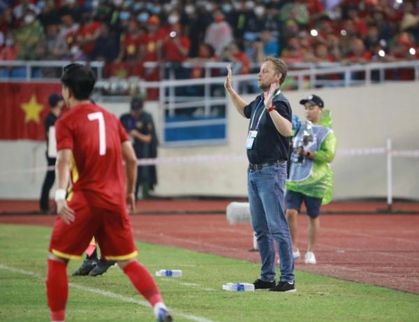 HLV Mano Polking: “Thái Lan đã chơi tốt nhưng Việt Nam còn tốt hơn”